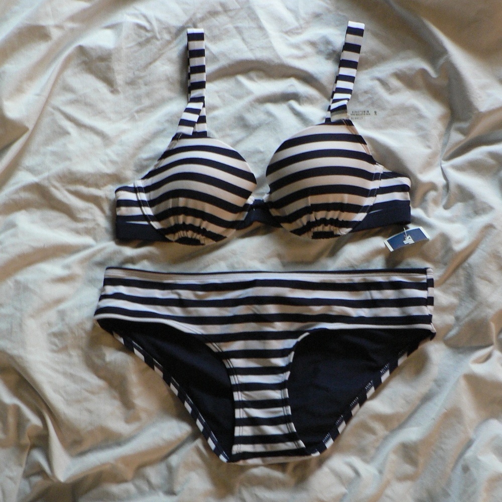 NEW women's Aerie swim suit 34B small blue white